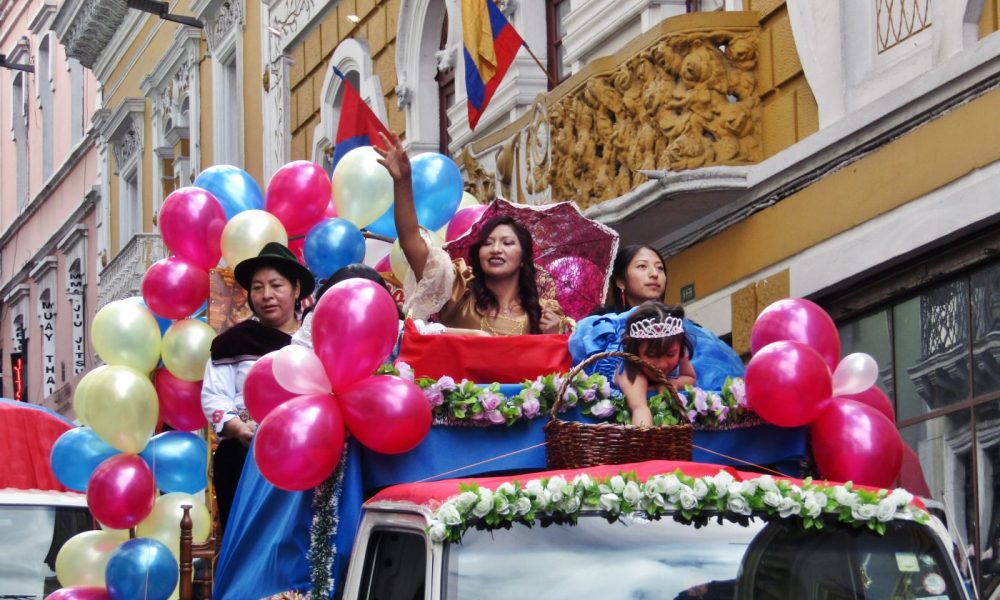 Quito Cierres Viales Y Rutas Alternas Por Desfile En El Centro