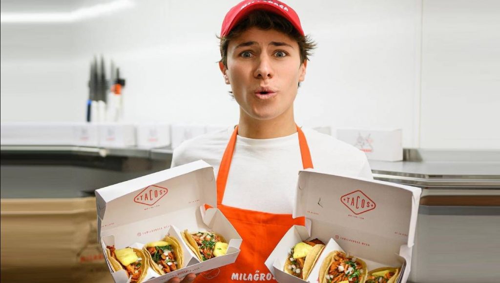 Juanpa Zurita Los precios de su Taquería La Milagrosa en México