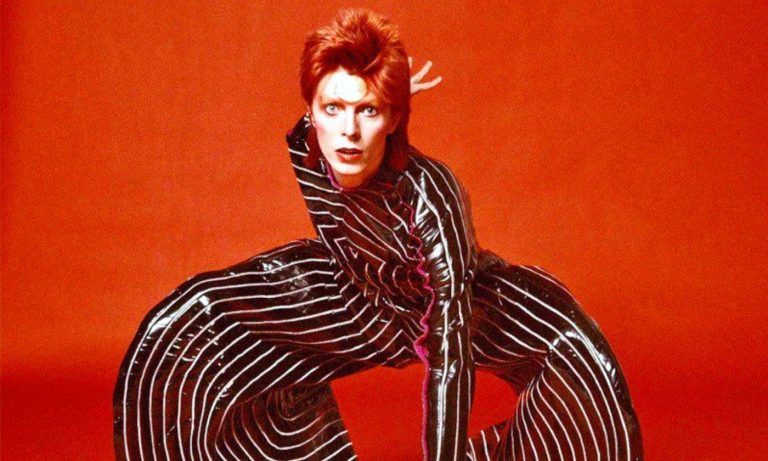 El Alter Ego De David Bowie Ziggy Stardust Nacerá En La Pantalla Grande Qué Noticias 2558