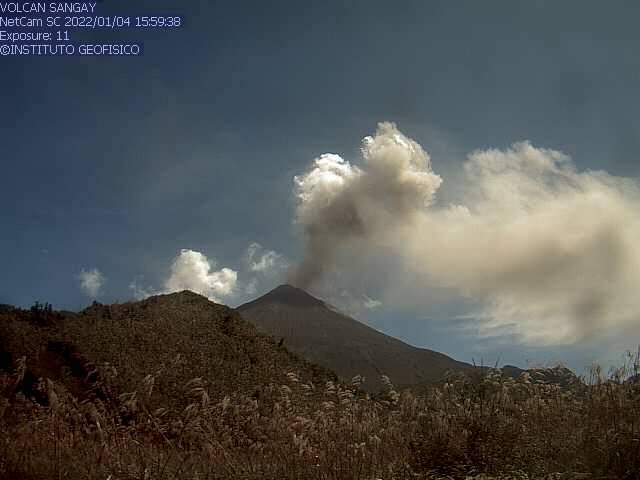 ceniza volcán Sangay