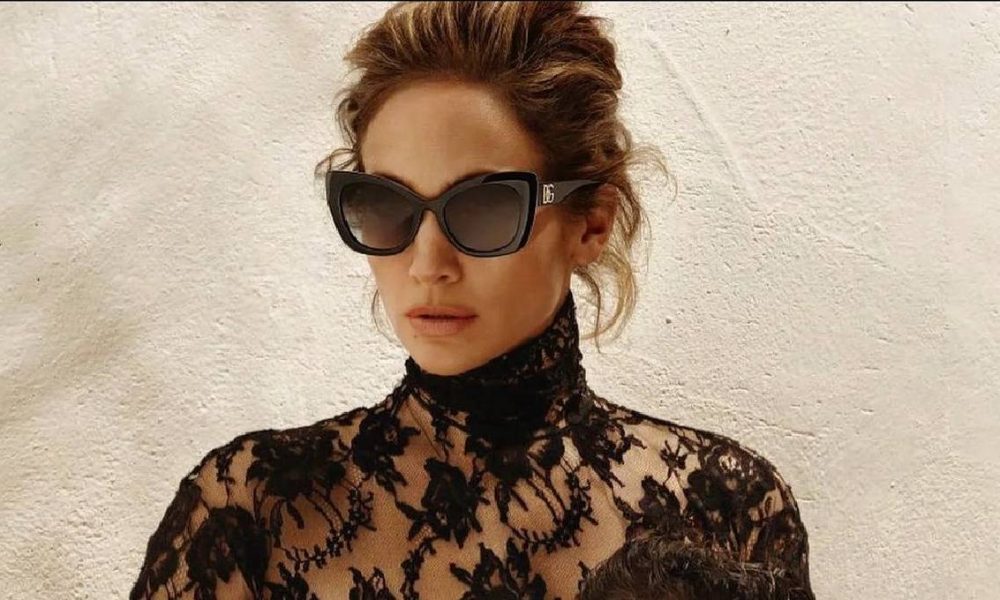 Sexy bralette de Jennifer Lopez en la campaña Dolce & Gabbana (FOTO)