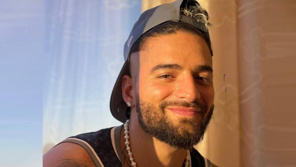 Maluma Cuánto cuesta su avión privado y de cuánto es su fortuna