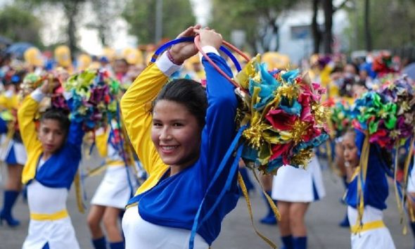 Desfile de Confraternidad