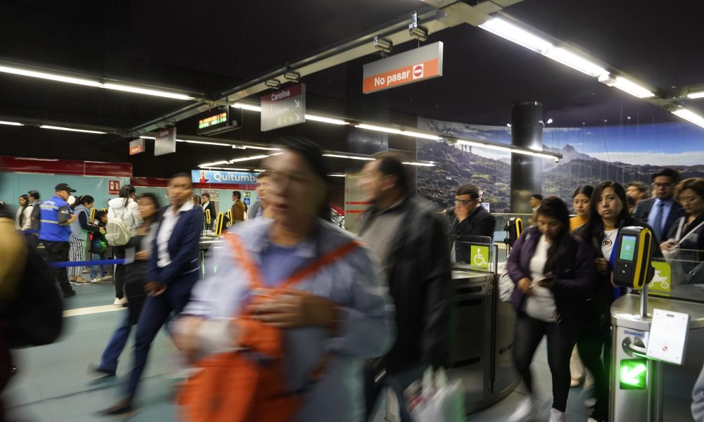 Metro de Quito emite recomendaciones por el regreso a clases